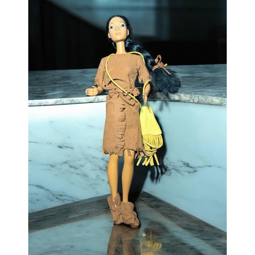 Disney Pocahontas‎ Barbie Doll With Clothes And Bag 18” Collectible